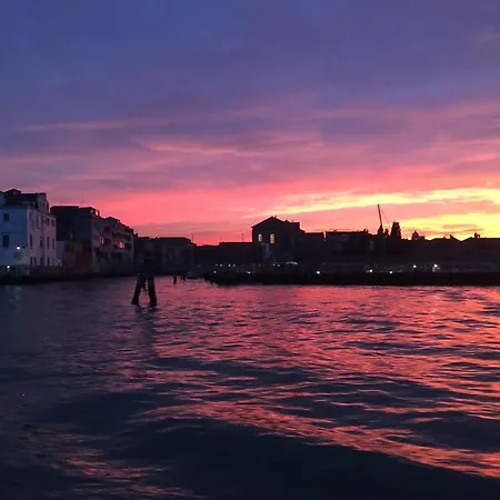 بيت ضيافة Sunset البندقية